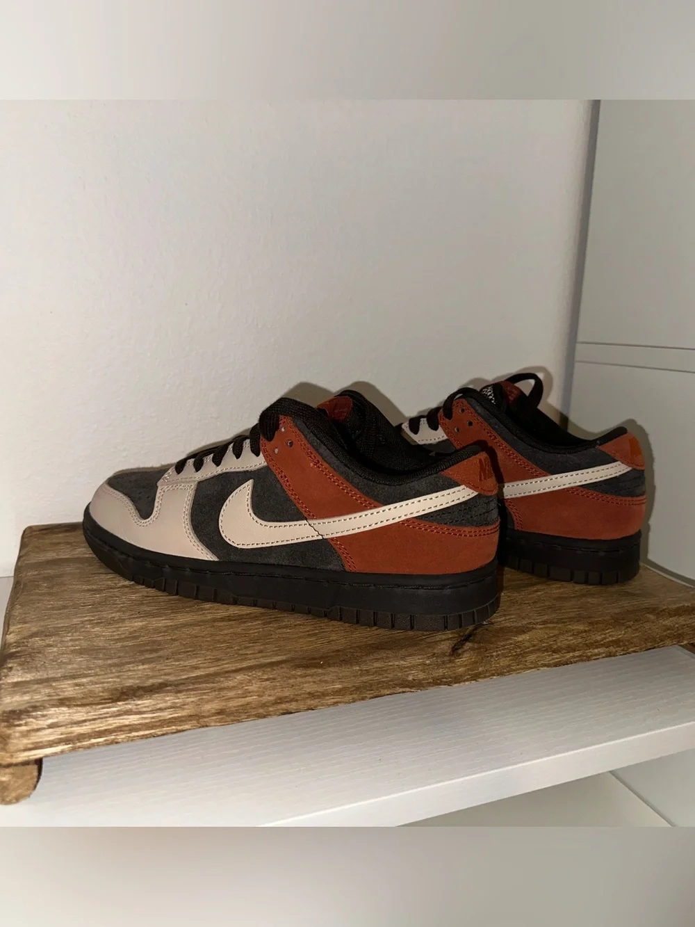 Nike stylish low